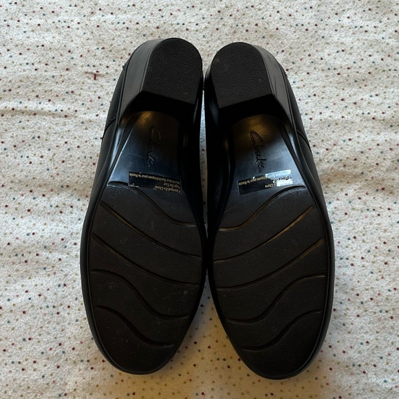 Like New - Clark’s Bendables Ingalls Falls Bootie Size 7.5 - Picture 9 of 10